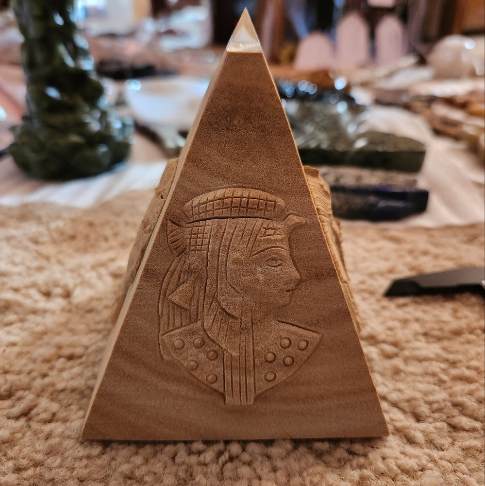 Engraved Peter Jasper Pyramid
